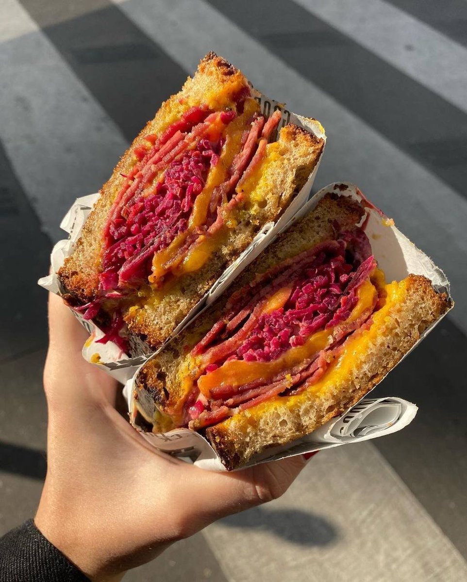 I bought it because it looked good, can you believe it?😆