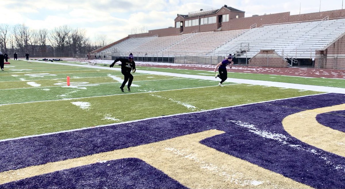 Blessed to receive an offer from @DCFBJackets thanks for reaching out coach! All glory to god. <a href="/QueJones614/">Quentin Jones, MSL</a> @DCFBJackets