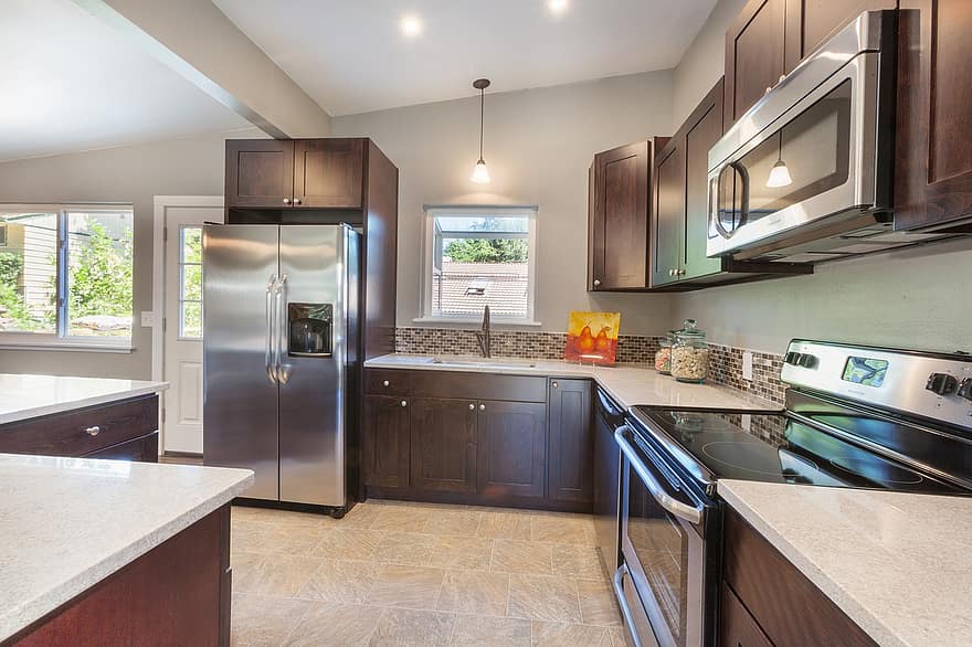 Quick Cleaning Tips:
Blender: Put some warm water, some baking soda &amp; a little dish soap in your blender. Run for a few seconds &amp; rinse.
Sinks: Sanitize with an antibacterial cleaner. Then polish your faucet &amp; handles with some wax paper. This will help remove any water spots.