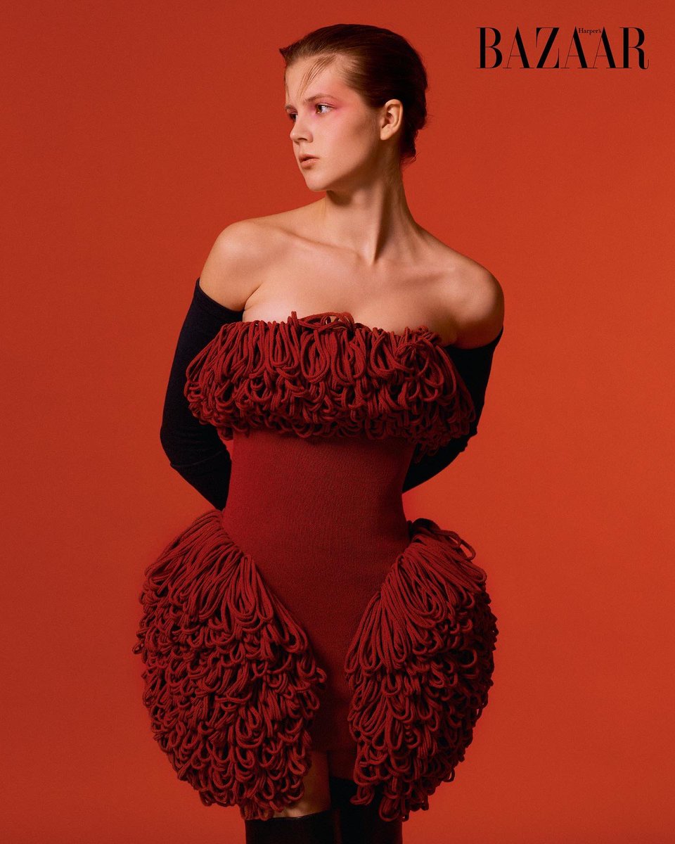 HerietTmodels's tweet photo. Heriettface amazing model Annie B for @harpersbazaarhk ❤️💪🏻🤩 #editorialshoot #harpersbazaar #hk #hmodel #beheriett #fashion #hmlife #heriettmodelmanagement @annie_bezakova https://t.co/0xnvOLJ0vp