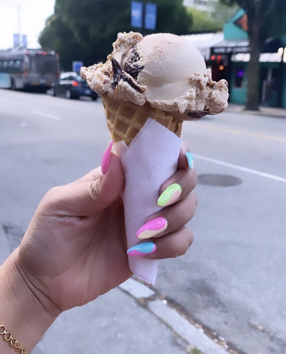 WestEndBIA's tweet photo. Our Shop Local Often Campaign continues with Beauty & Nails! Libra Nails, Robson Nail Spa & Vancouver Beauty Bar are just a few of our West End faves. Whatโs yours? #WeAmaze #ShopLocalOften
Head over to @shoplocaloftenvancouver on IG for the daily giveaway deets! https://t.co/uOCYsysUUn