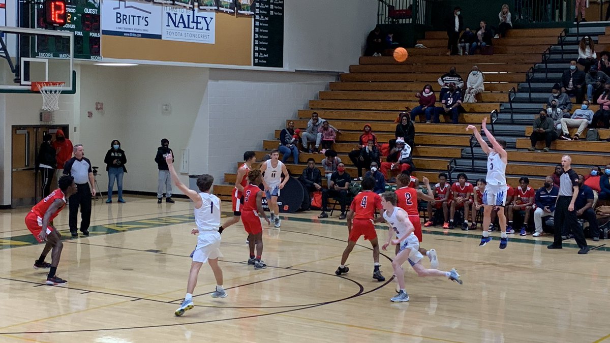 KyleSandy355's tweet photo. Half
@CoachKeithCCA 39
@EtowahHoops 35

@coachjdasinger has drilled 9 threes led by 2023 6-1 PG Brandon Rechsteiner’s 5.

@JelaniHamilton_ 12p
@1aaronbrooks 8p
@Elijahwiseman2 7p

@b_roc0 17p 4r 4a
@jonahmlton 8p
@DimitriAngelak1 6p https://t.co/dRFvvu4XUj