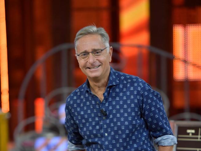 bagnotrash's tweet photo. "Affrontare le difficoltà con un sorriso disinnesca tremendamente la forza del male che si sta combattendo"

Grazie Paolo Bonolis ❣️ #cepostaperte https://t.co/7x1kmmr8r8