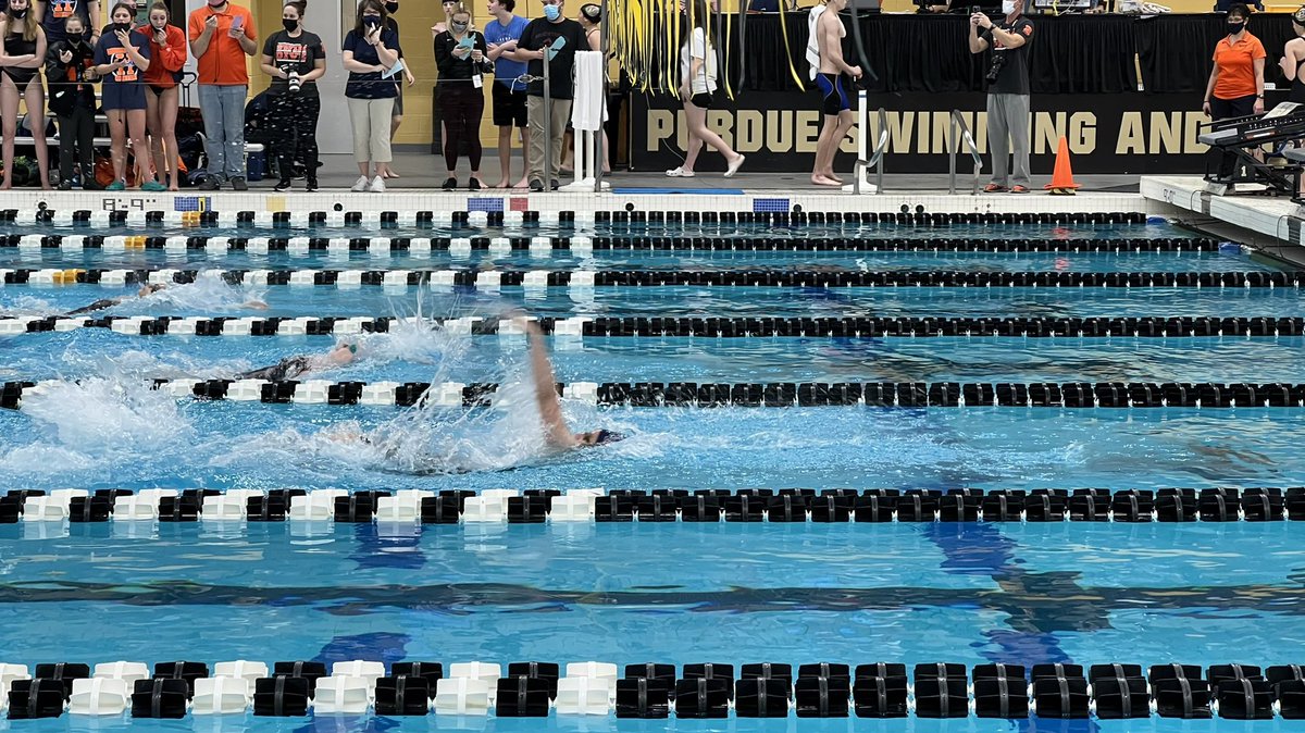 KHS_SwimAndDive's tweet photo. Aubrey Simmons with new KHS record in the 100 Back!! 🥇
@KHS_AD @KHS_SID @Kats_Principal https://t.co/kl36VpMtym