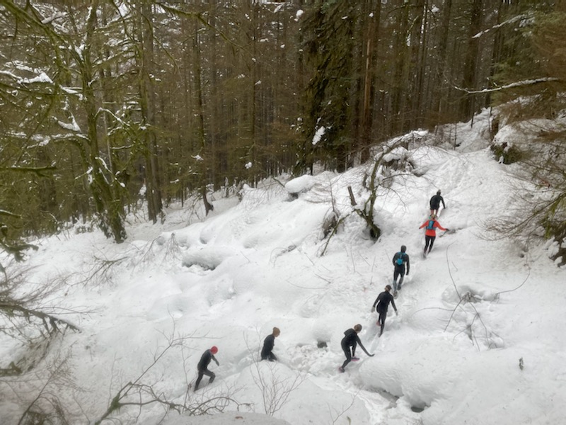 CommTrailRun's tweet photo. Had a blast with the @SalomonSports #traillab crew this morning in #NorthVancouver. We made our way back to #KennedyFalls in quite a bit of difficult snow. My friend Chris took this great photo of a group of us trudging along. I hope you are all having a great Saturday so far! https://t.co/7oTPVCKehr