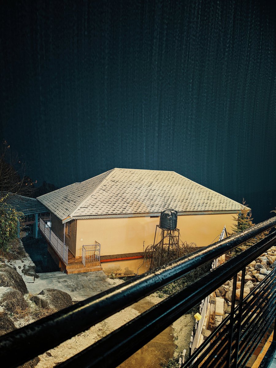 First #snowfall of 2022

#snow #dharamkot #teampixel #pixel4a #Astrophotography #nightsight