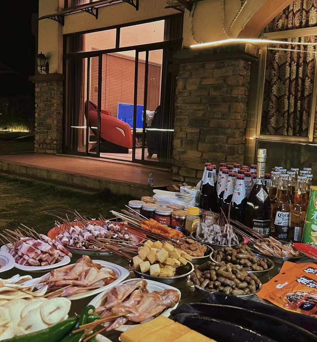 qingfeng7570's tweet photo. BBQ https://t.co/RYLDkoGrqd