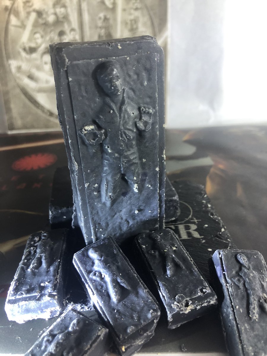 BudandLather's tweet photo. Any fellow #StarWars Fans out there? Doing a giveaway on our IG page right now, and the prizes are limited edition decorative Soap Sets. They won’t be available for sale any time soon, so winning them in this contest is your only shot. #Hemp #Soap #Contest #Giveaway https://t.co/1PjrUFUEDn