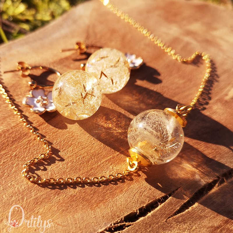 ortilys's tweet photo. Ces jolies #parures cherchent leurs nouvelles familles ! Pistils de pissenlits, coquillages, gaura ou encore pensées...vous avez le choix ! 

https://t.co/2QeNByRRpZ

#ortilys #bijoux https://t.co/eTmiv7dPlf