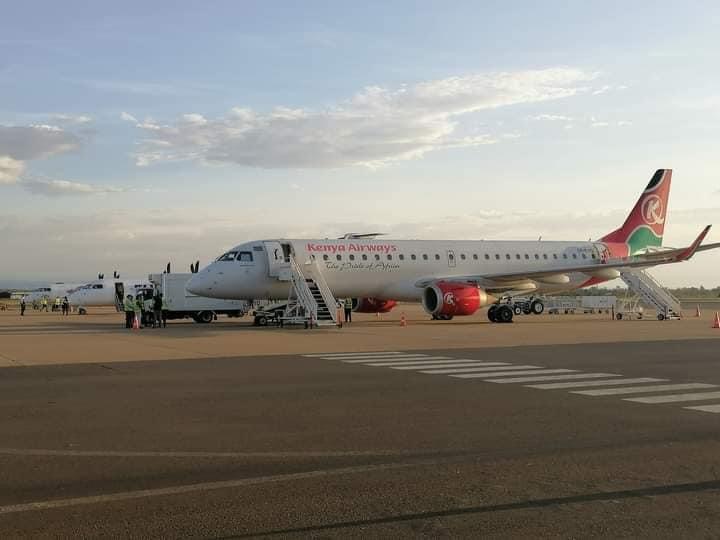 indovubackpkrs's tweet photo. Kisumu Airport launch agricultural exports through new cargo facility
“We are so excited that finally we have cargo going from Kisumu, we have an opportunity now to export.” - Balminder Sokhi.
Photo Credit : Tonny Hillary
#GoFreshGoGlobal #OpeningOpportunities https://t.co/fBG85vC33f