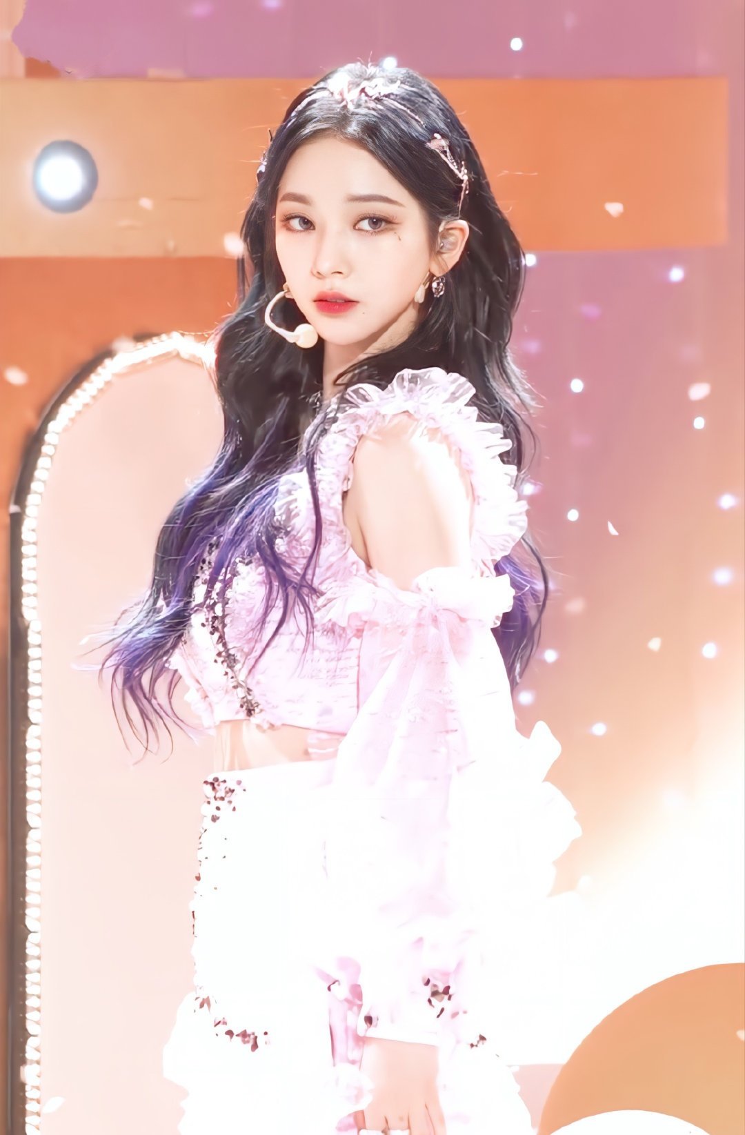 FImC9pIVQAg1aG7?format=jpg&name=large