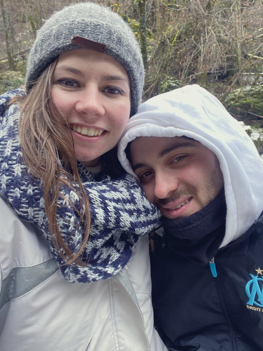 Exctasyyy's tweet photo. On peut quand même voir le bonheur sur nos visages 🥰 https://t.co/JHgCYpM4rK