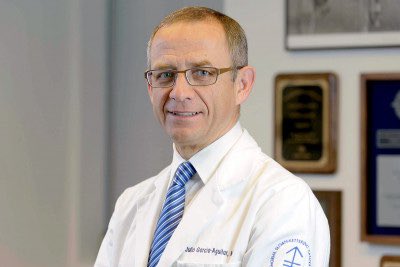 CRSVirtualEd (@crsvirtualed) on Twitter photo Weāre back in action!
After a long holiday hiatus, weāre glad to be back this Sunday, January 9, 2022 at 7pm EST with a canāt-miss lecture.
Join us when master surgeon-scientist <a href="/DrGarciaAguilar/">Julio Garcia Aguilar</a> @sloan_kettering teaches us about āNonoperative Management of Rectal Cancerā Weāre back in action!
After a long holiday hiatus, weāre glad to be back this Sunday, January 9, 2022 at 7pm EST with a canāt-miss lecture.
Join us when master surgeon-scientist <a href="/DrGarciaAguilar/">Julio Garcia Aguilar</a> @sloan_kettering teaches us about āNonoperative Management of Rectal Cancerā