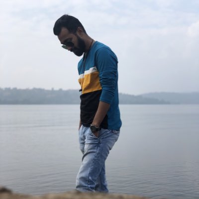 AvhadVaibhav's tweet photo. #NewProfilePic https://t.co/R5xYxw5MBh