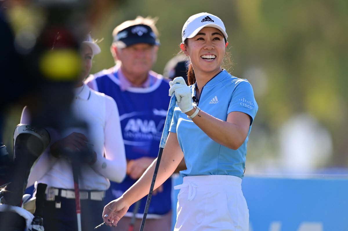 LPGA's tweet photo. 🙋‍♀️if you're ready for the 2022 LPGA Tour season ⬇🙌 https://t.co/WdYB1VFrYp