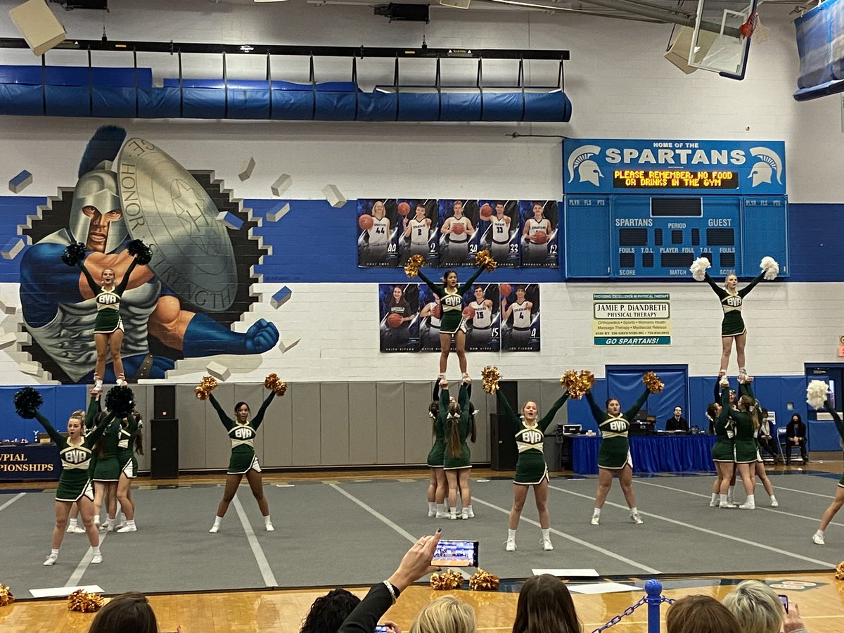 3SNdot's tweet photo. Congratulations to the Belle Vernon @BVAHS on their first ever competition at the #WPIAL Competitive Spirit Championships! Watch the 2022 #WPIAL Competitive Spirit Championships LIVE on @triblivehssn  🎥 https://t.co/cCnOtX8pfz https://t.co/vL1xwbCsHH