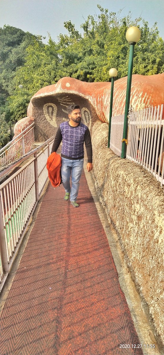 udesh__uv's tweet photo. udesh uv #udesh_uv #udeshuv #uv #udesh https://t.co/sM8SMrVYR6