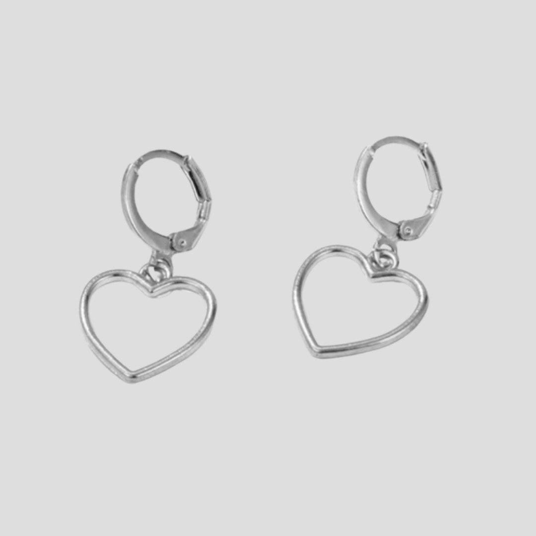 Claypop2's tweet photo. More hearts added to shop 💖 Use code CLAYPOP to get 10% off on your next purchase✨ https://t.co/m7x498trBC