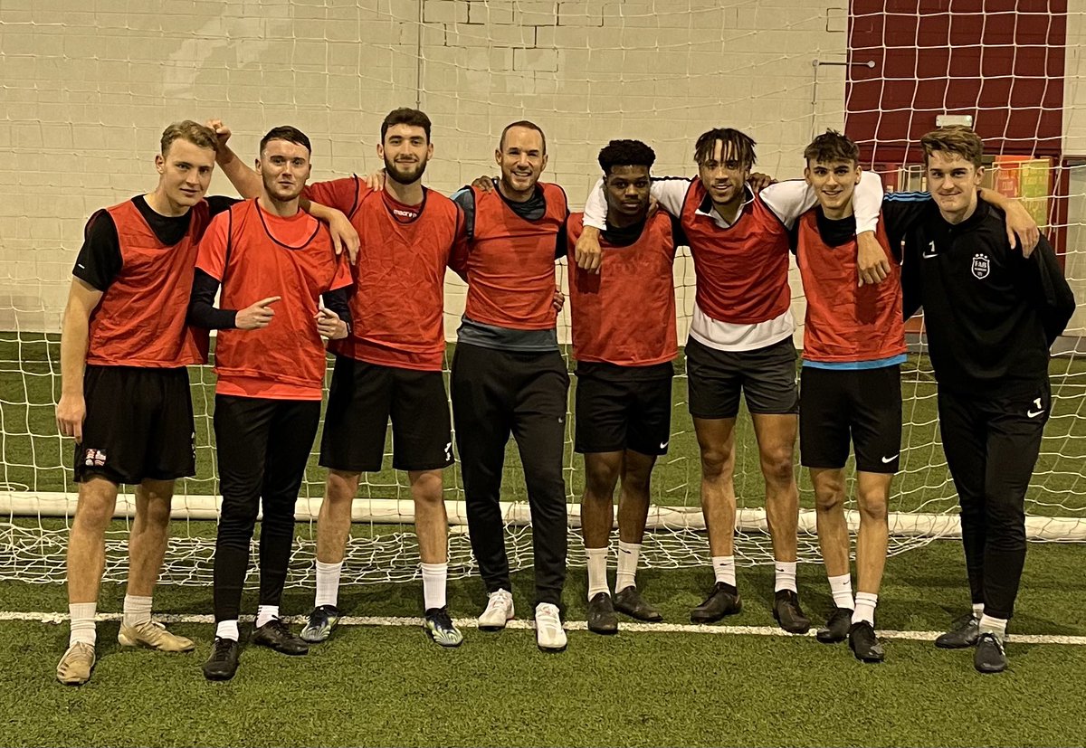 windsorfc's tweet photo. The Reds took the win at training today! 

#WindsorFC ❤️💚⚽️ https://t.co/MnVK7BNrch