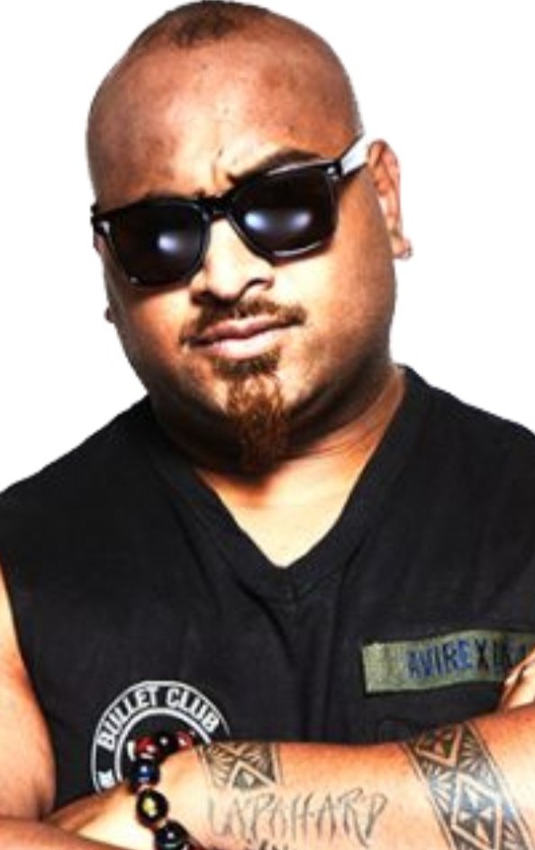 TheBossChase's tweet photo. Happy Birthday to The Rogue General aka The UnderBoss Bad Luck Fale......SALUTE & CHEERS 🍾🥂💯 #njpw #GeneralsClub #njpw72 https://t.co/wS2ESrEu9A