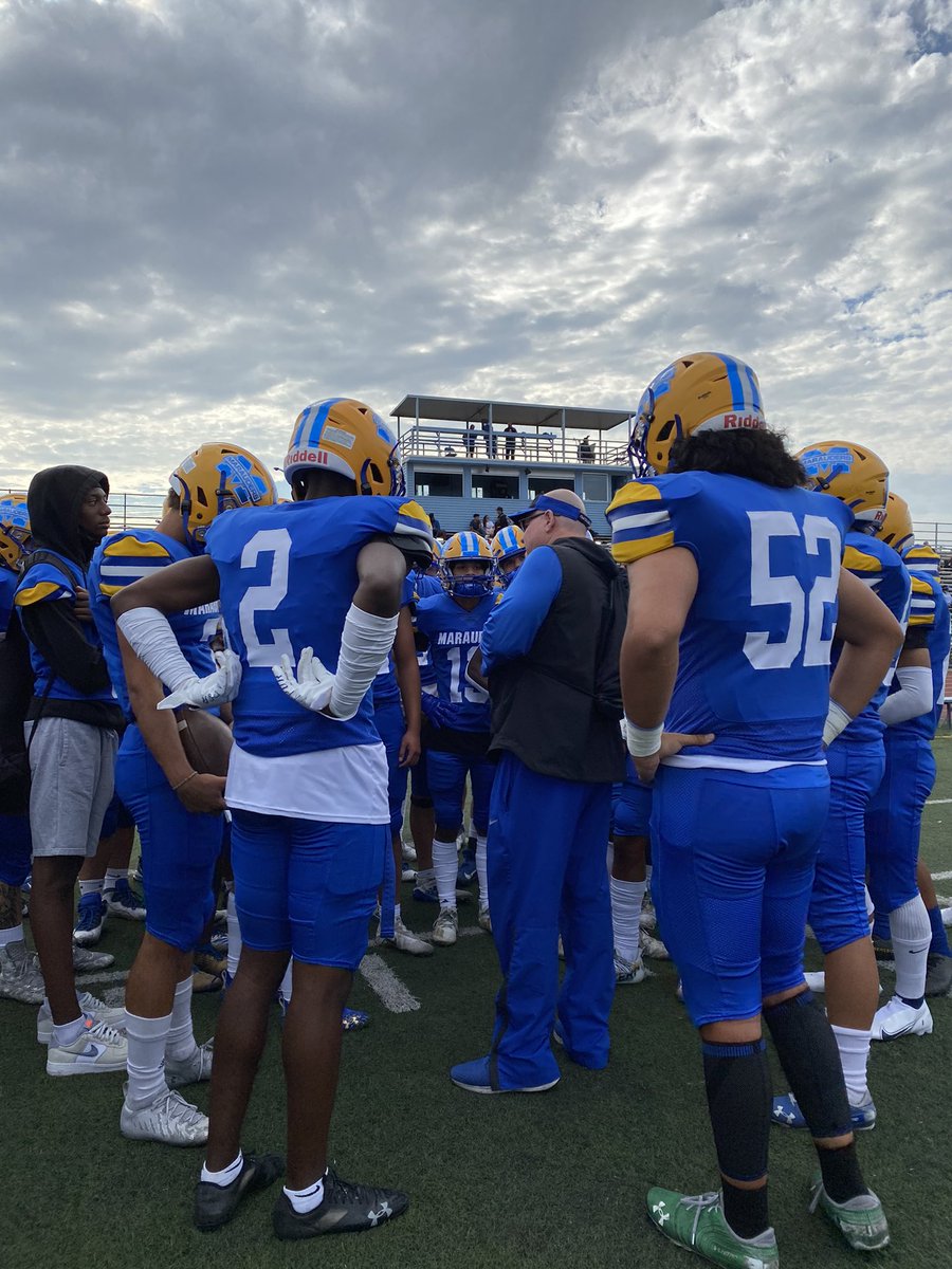 SDFNLMagazine's tweet photo. @tajonevans5 @ohmezzyy @ursua05 @skyler_ridley @CoachVMAKASI @fearthemecca @TeamMakasi @Daygofootball @BrandonHuffman @GregBiggins @weberstatefb Congrats! #4Thompy. Great offer! One of the best Iโve seen this year. Hell of a steal! https://t.co/YRENTLWtZt
