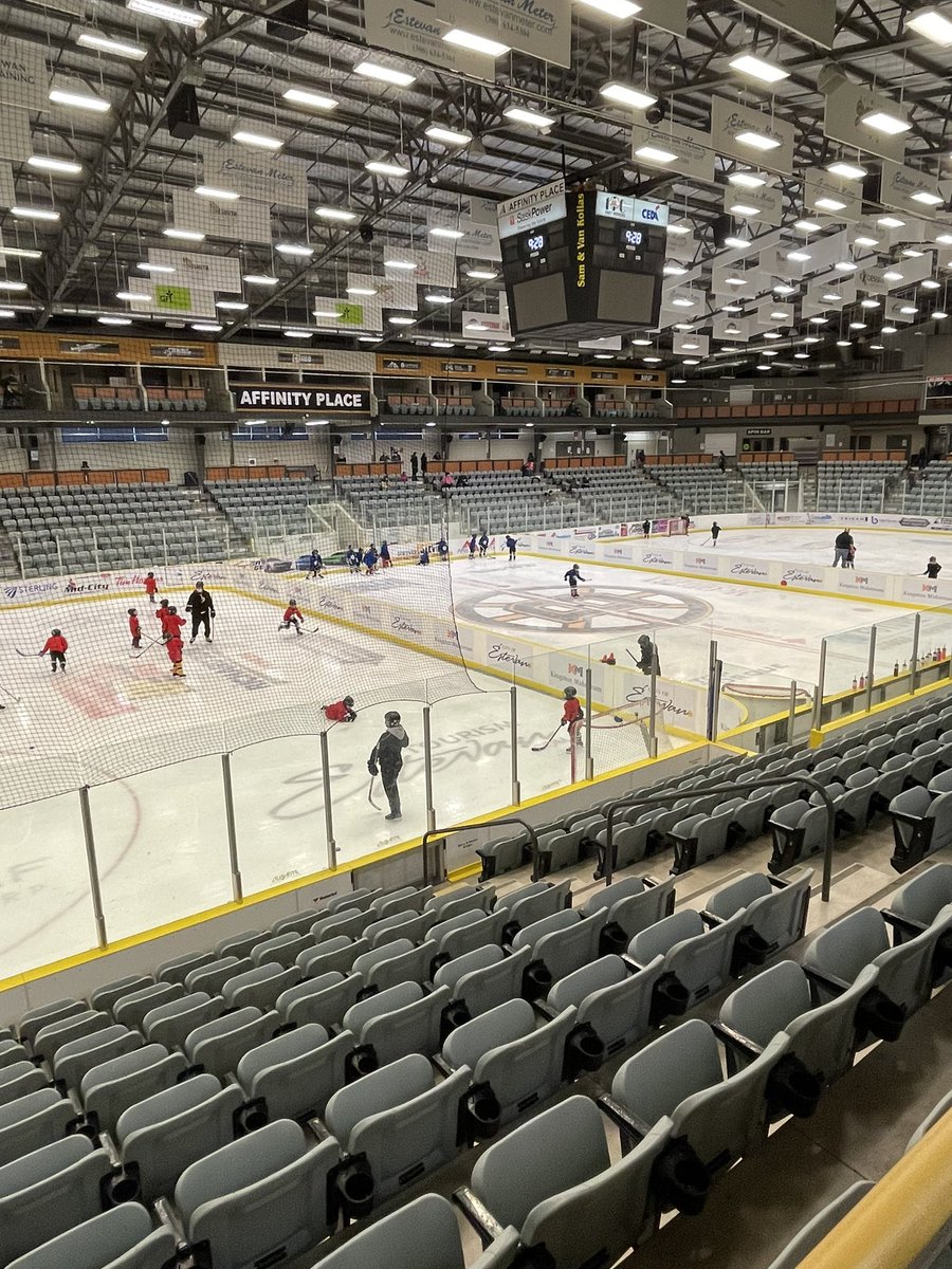 TrumansShow's tweet photo. Thanks to @hockeysask @EMHA_hockey @CityofEstevan for our U7 cross ice jamboree. What a great event! @kmar11 https://t.co/XJd5Emrr71