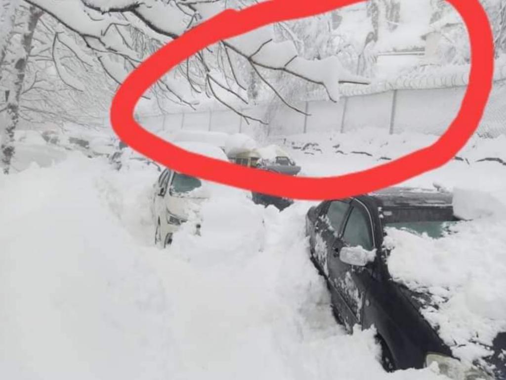 saif_jui's tweet photo. حادثہ کے وقت موجودہ سلیکٹیڈ حکومت اور پاک فوج آرام فرما رہے تھے
#MurreeAlert #Mureee
#سیاحوں_کا_قاتل_عمران https://t.co/Oo1uzv2b4w