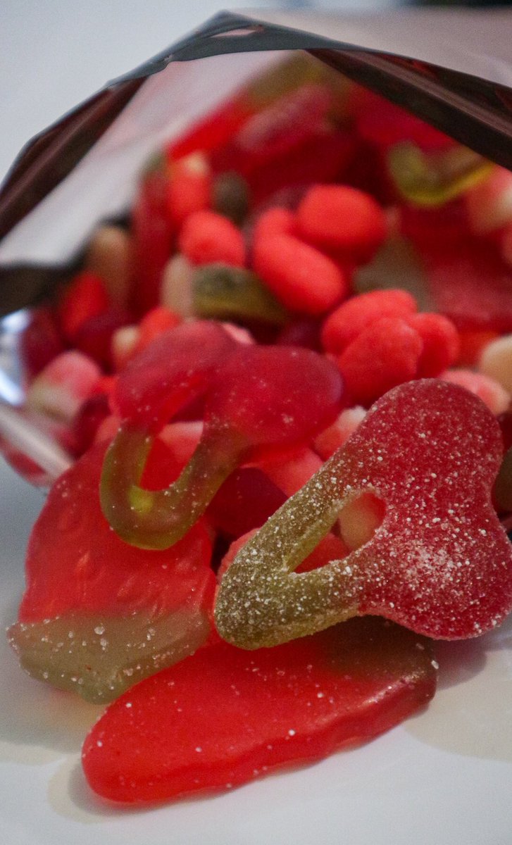 Introducing 🚨Sweet Saturdays🚨 a weekly giveaway of one of our mixes. 

This week win a 1KG red mix - just RT and follow us.