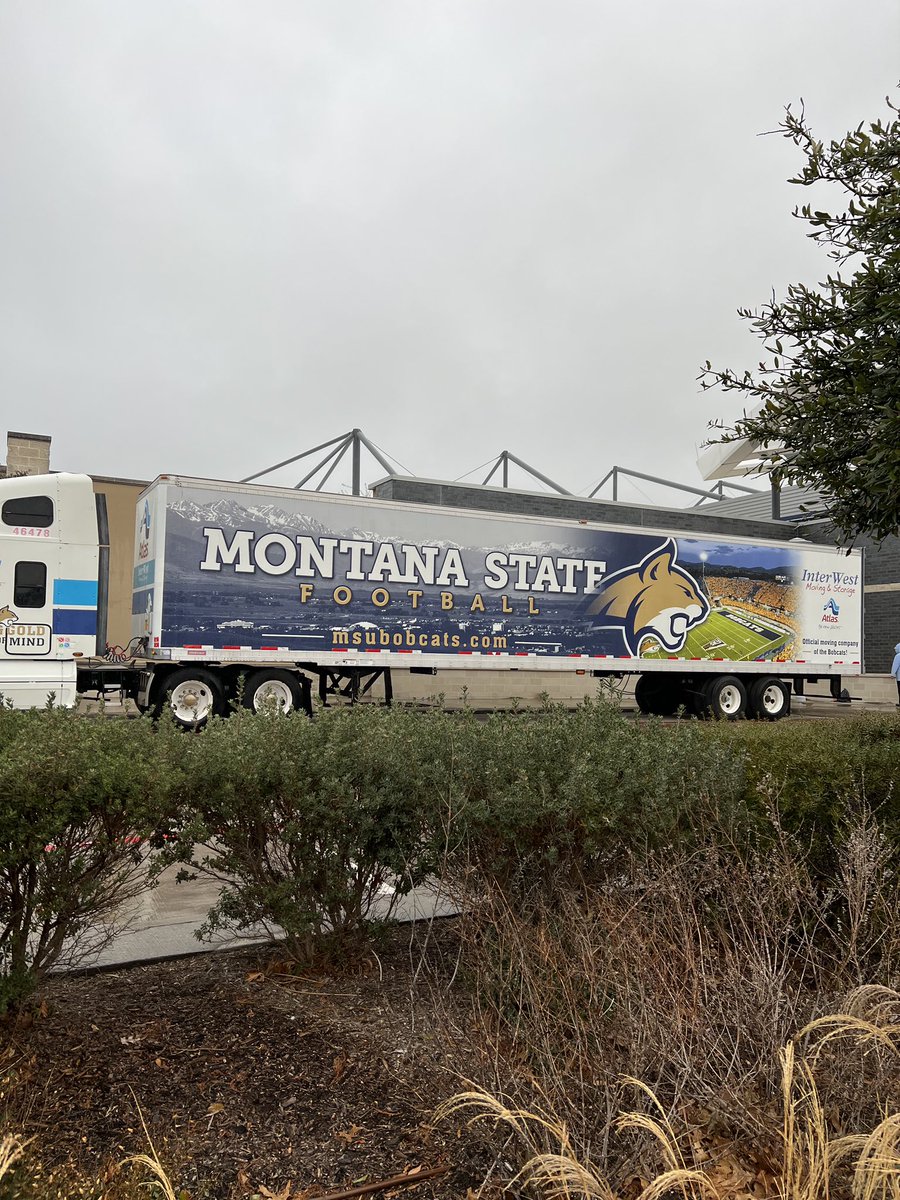 montanastate's tweet photo. It’s game time in Frisco, Texas! 
Go ‘Cats Go! https://t.co/bwsNGaRhXF