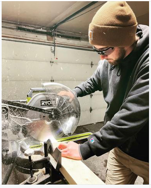 MichaelAStorry's tweet photo. Very proud of my son Dylan, who has applied his talented woodworking skills into an entrepreneurial small business, that has taken off.
Customized, local, hand-made pieces can be found here; https://t.co/M063q0NUY6
https://t.co/gb1GJztUgQ
#yyc #yycshoplocal #madeincanada 🇨🇦 https://t.co/vEpVdLVic8