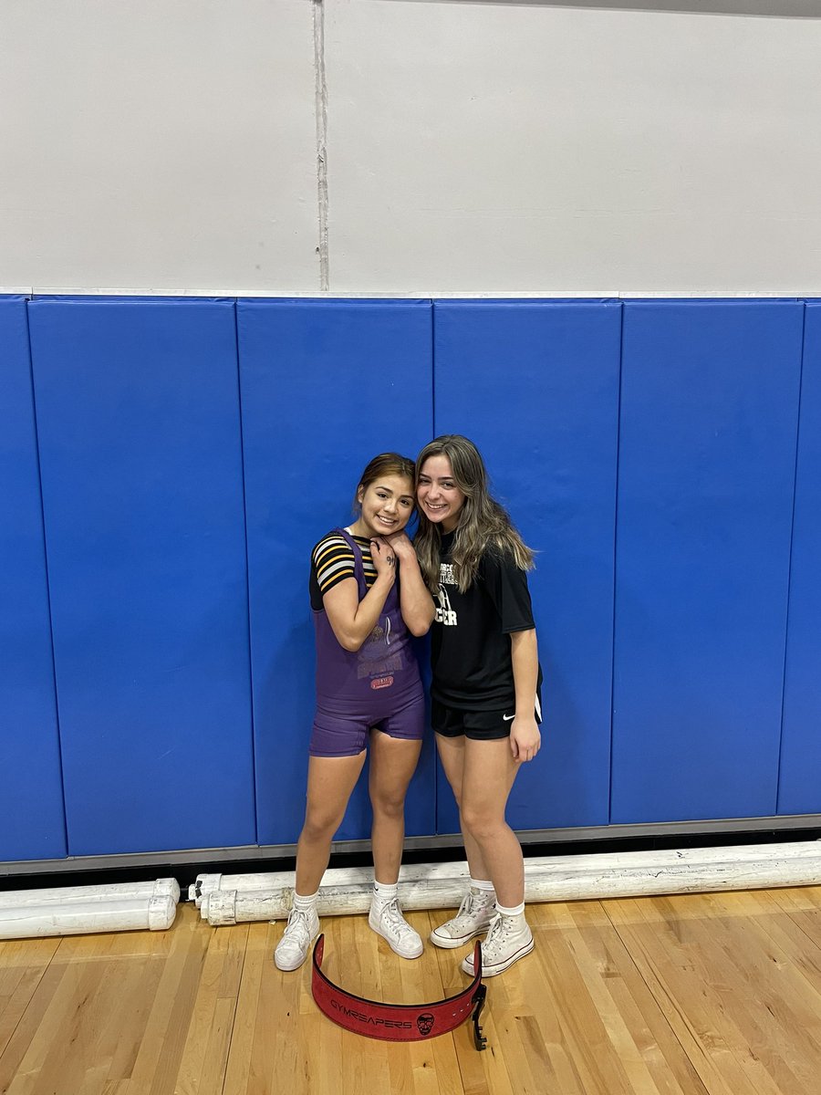 Varsity Soccer Girls putting in work at the Lehman HS powerlifting meet 💪🏼⚽️

#rattlerup

Sara Carrizales
<a href="/addyjeffers8/">adylyn🪁</a> 
<a href="/smhsLRSoccer/">Lady Rattler Soccer</a> 
<a href="/SMCISD_Strength/">Rattler Strength and Conditioning</a> 
@SMCISD_Rattlers