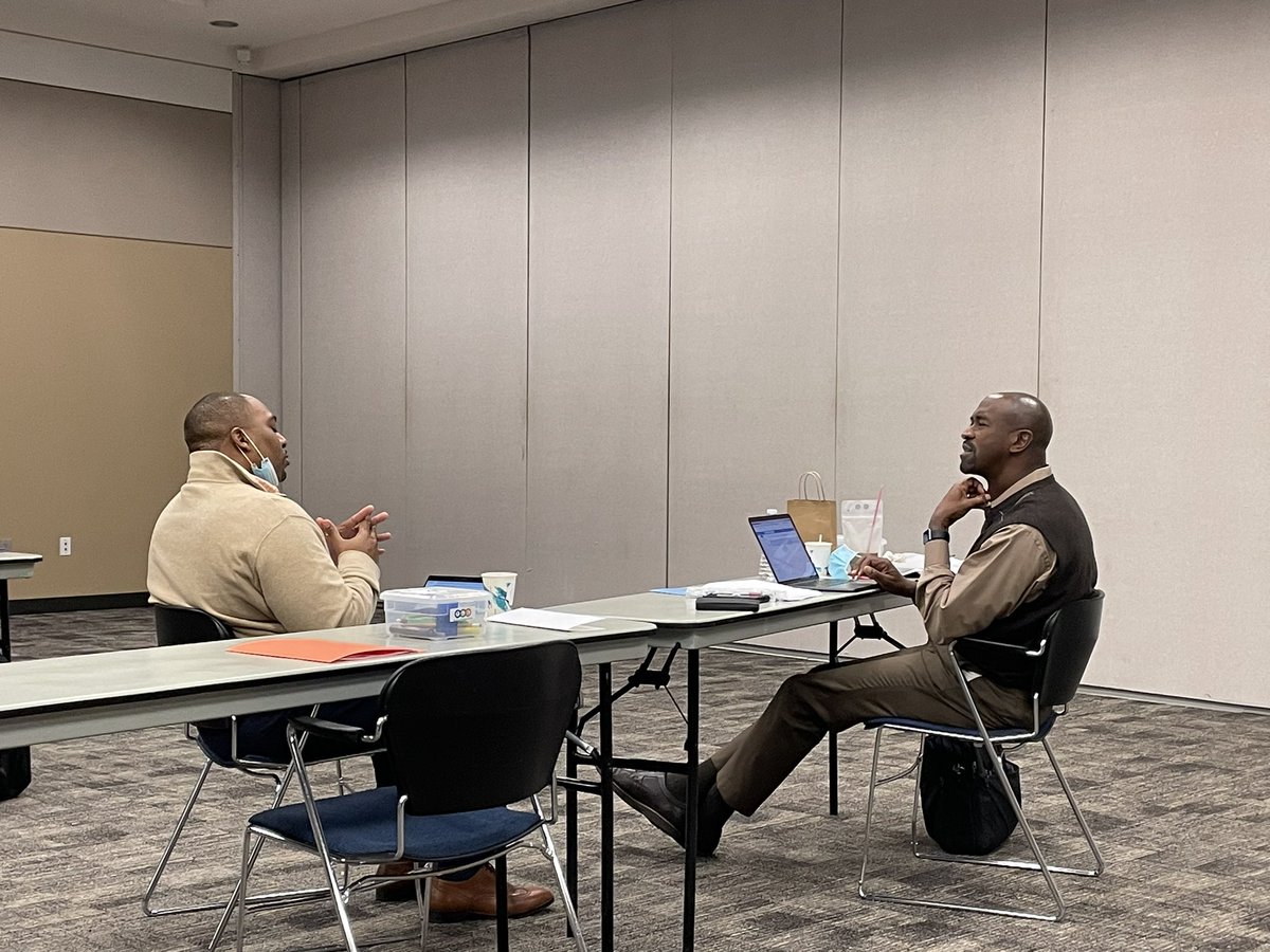 AndreaSegraves's tweet image. One of the most powerful pieces of a cohort model is the connection made w others in the same position. @HCDEtx are connecting principals across the county… Baytown to Alief, Aldine to Houston… the collective power of this group is one that will last for years. #newyearstrong