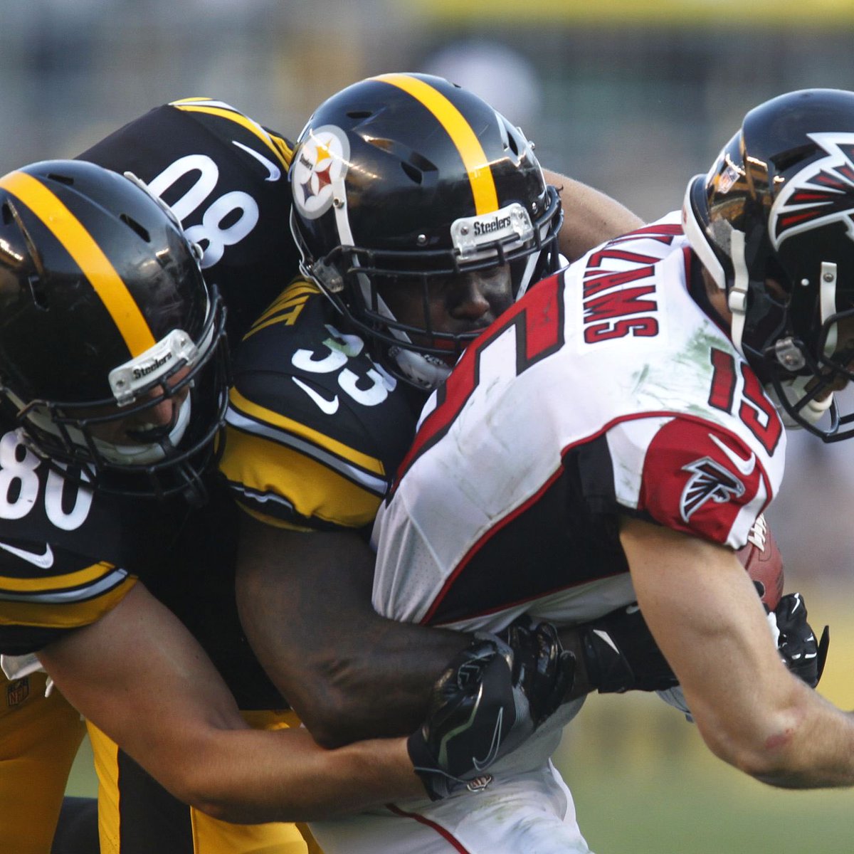 AMGPC_Pitt's tweet image. Don’t test this defense. 💥

#AMGPCSeason2