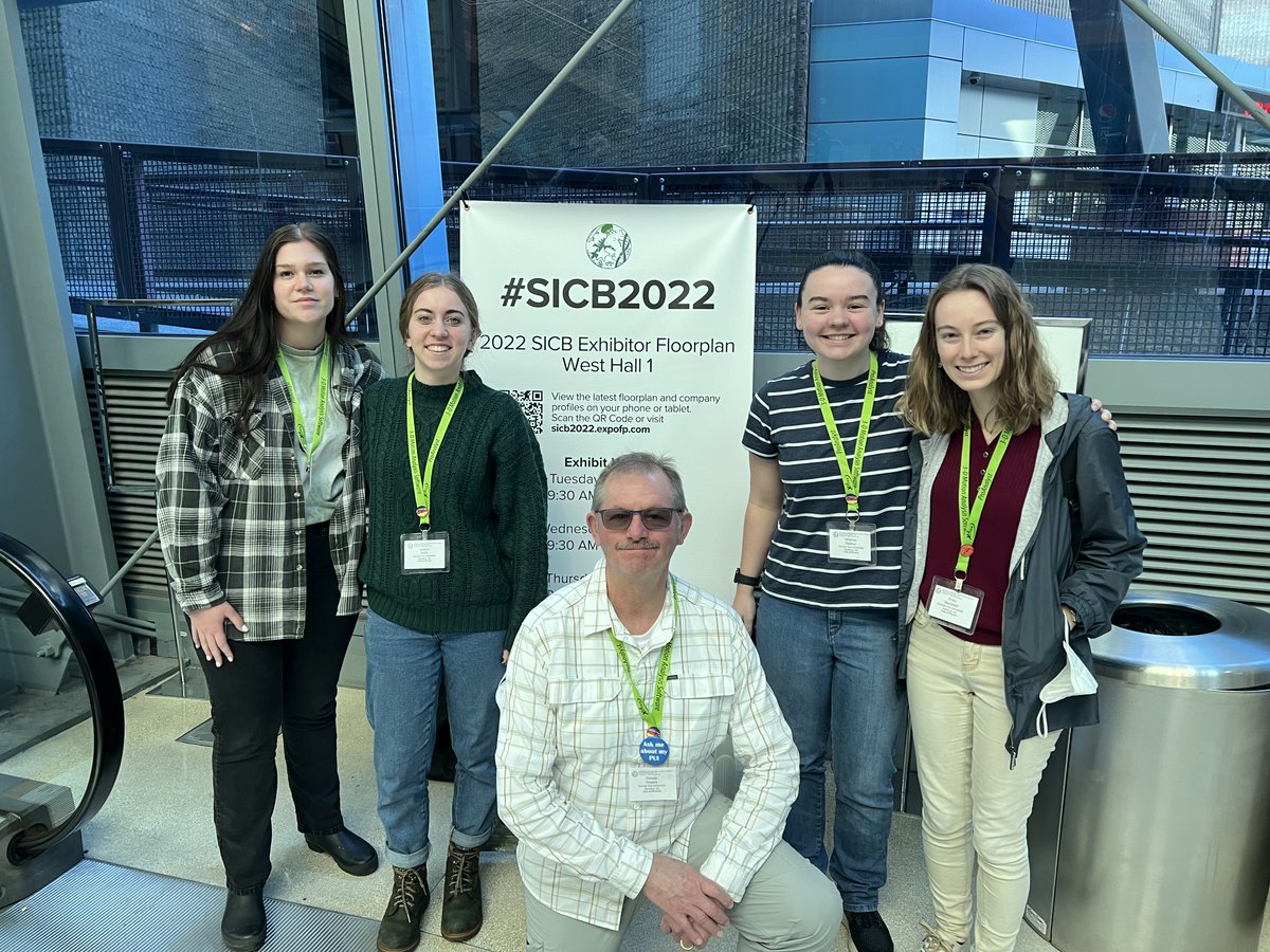 Lampornis's tweet photo. Thanks to everyone at SICB from the Powers lab at George Fox University for a wonderful meeting.  We had a blast.  I know there were a few bumps along the way but this was a challenging meeting to organize with so many moving targets.  on to participating in SICB+! #sicb2022 https://t.co/1M1pZG9WTX