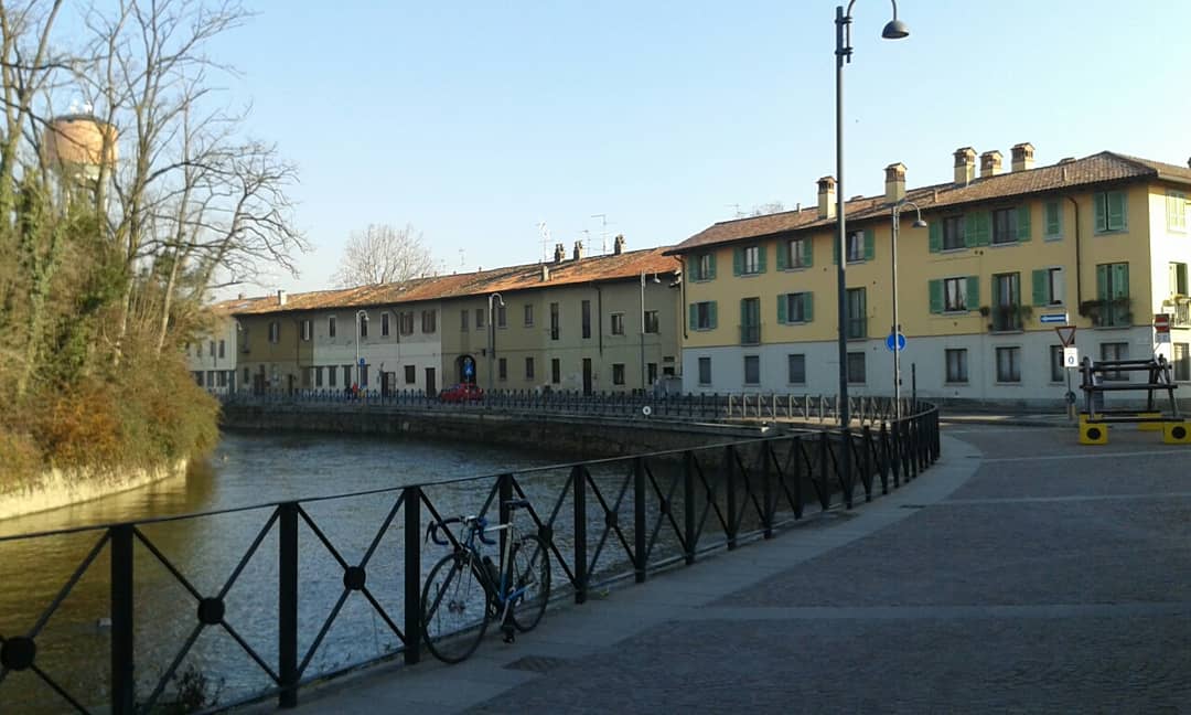 korsivobike's tweet photo. Il calmo Naviglio della Martesana silenziosamente mi ha tenuto compagnia
#cyclinglife #cycling #ciocc #cyclingphotos #steelvintagebike #steelvintagebikes #bicycle #senzabicinonsostare #bikelife #cyclinglife #bike #bikephoto #inlombardia #navigliomartesana #cassano https://t.co/TNQCGkJxdq