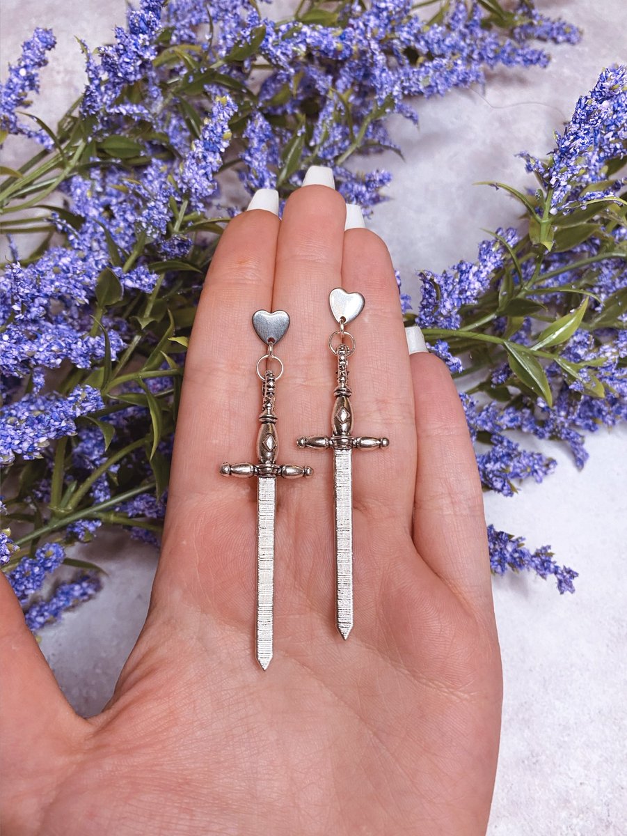 iluminartsshop's tweet photo. 🗡🔪🗡🔪🗡🔪🗡 https://t.co/klFRStRE1s