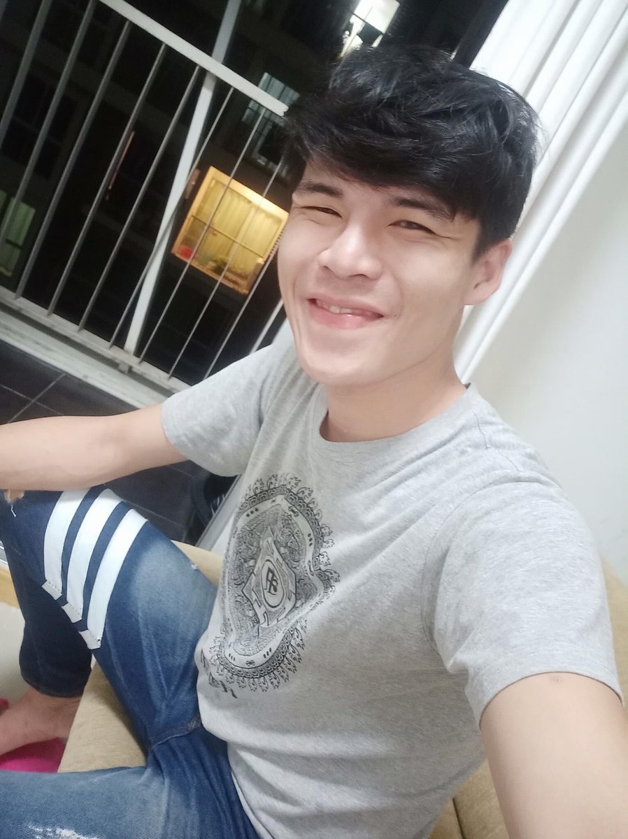 pookdangubon's tweet photo. หน้าตาอาจไม่จิ้มลิ้ม  แต่ใอ้นั่นจิ้มน้องสาวคุณได้นะ  พ่ามๆ  💦💦#อุบล #เงี่ยน #นัดเยสอุบล https://t.co/DEPEhueg72