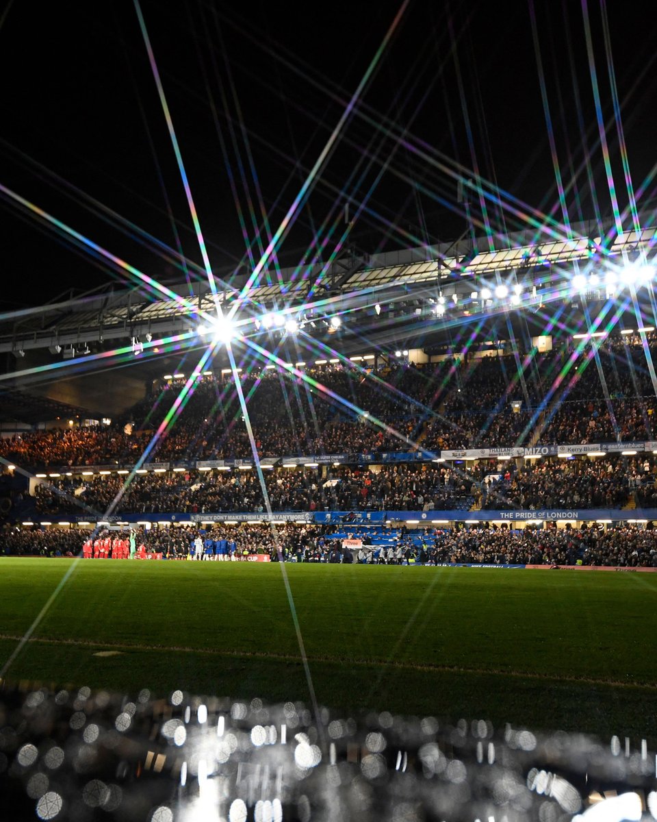 No place like home. ✨

🔵 1-0 🔴 [15’] #EmiratesFACup