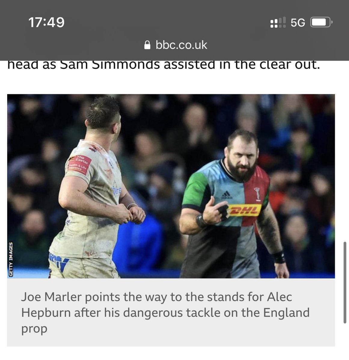 OMGSIGNS's tweet photo. Shocking piece of headline grabbing journalism @bbc for this photo. Take a closer look. @JoeMarler  hand is flat and the other fingers are taped up. In fact I am sure I saw that the two of them shook hands as Alec was walking off. @Harlequins @QuinsFOTS @RugbyQuins @btsportrugby https://t.co/lZgSMjLbFx