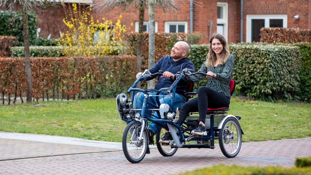 vanraam's tweet photo. Ben je op zoek naar een 4 wieler duofiets? Overweeg dan ook onze Fun2Go duofiets met 3 wielen. Lees in dit artikel meer over de Fun2Go en waarom dit een goed alternatief is!
https://t.co/zXCqzmso5h
#duofiets #4wielerduofiets #3wielerduofiets #fun2go #vanraam #letsallcycle https://t.co/V6vPEyHvwC