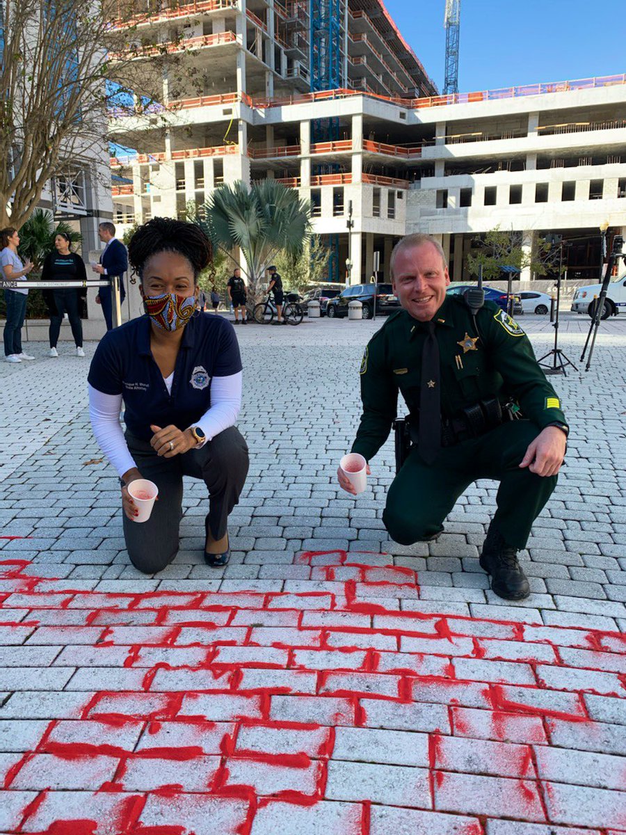 OrangeCoSheriff's tweet image. We were happy to participate in the @RedSandProject to help raise awarness so we can work toward the goal of eradicating #HumanTrafficking 

#HumanTraffickingAwarenessMonth