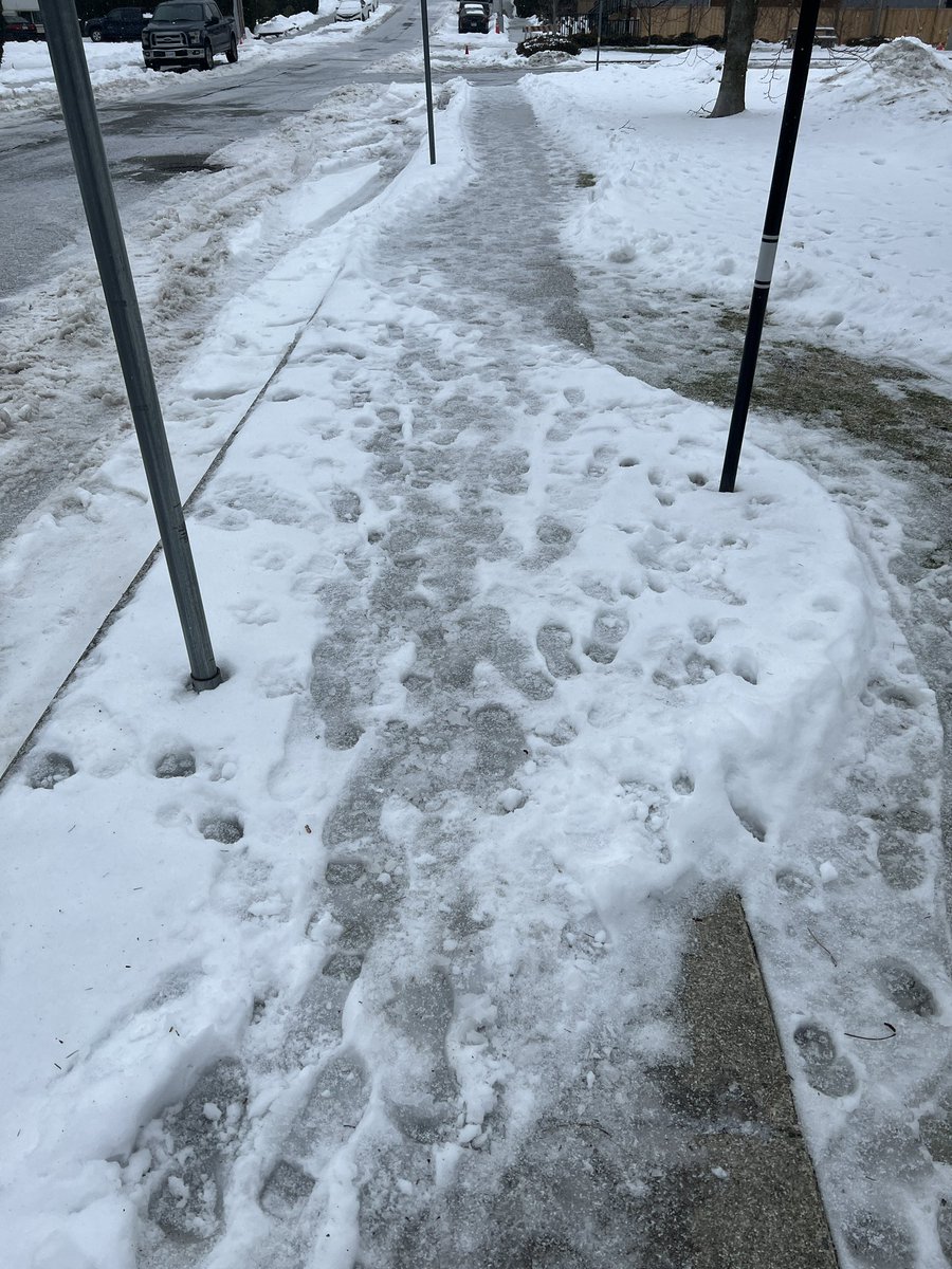 Javabridge's tweet photo. @New_Westminster you have a bylaw mandating residences clear their sidewalks, what about those you are responsible for? These pics are right outside the Works-yard on 2nd St. unacceptable! It is like a skating rink. https://t.co/RmPd87wX6R