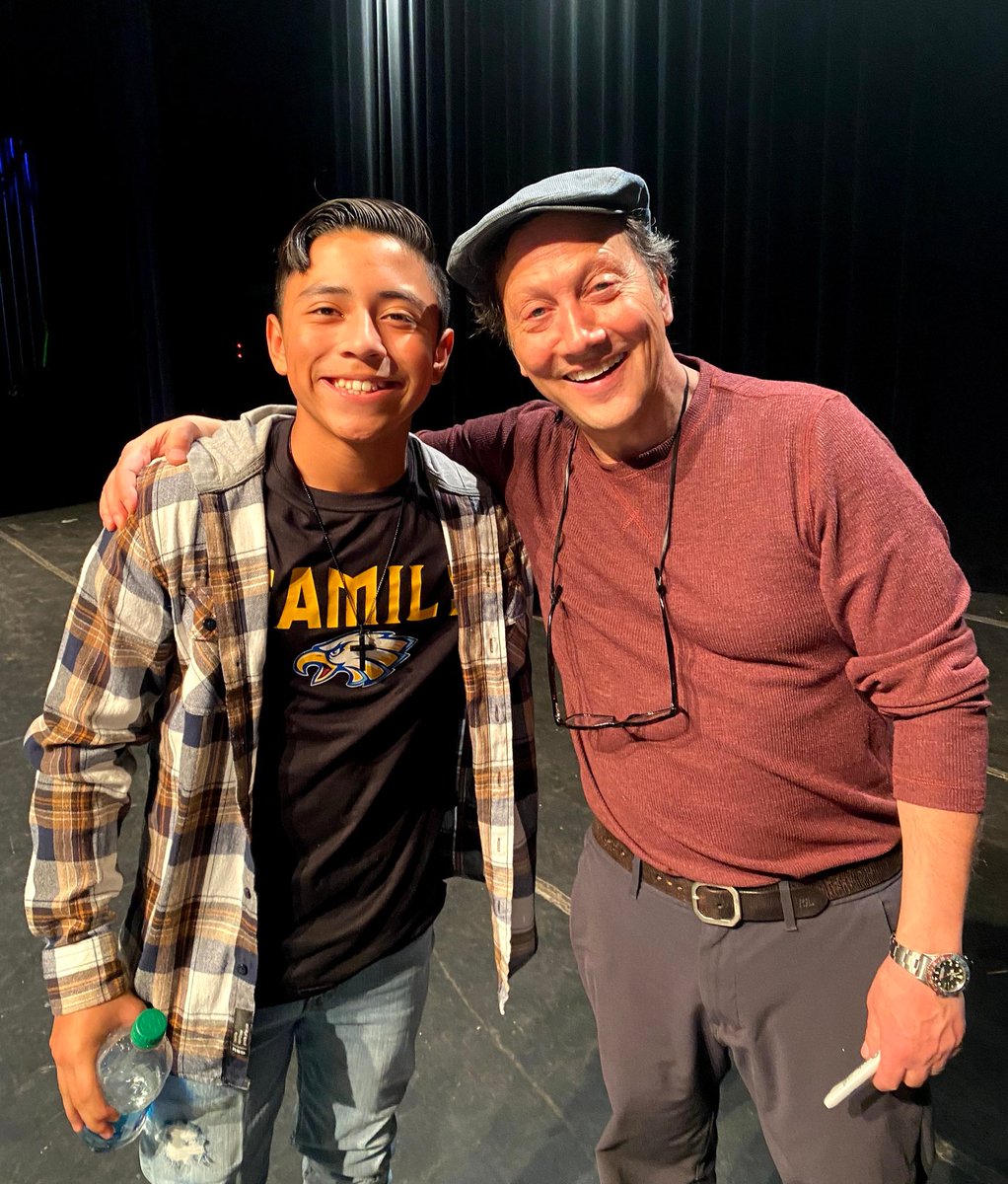 Nathan_Perez22's tweet photo. Having a little brother in the Hollywood industry has its perks 😉 #VIP yep that's #RobSchneider Jan 28th ull see them working together on #HomeTeam thank you lil bro #JacobPerez #BCHSeagles #family https://t.co/JMB19YjrwP
