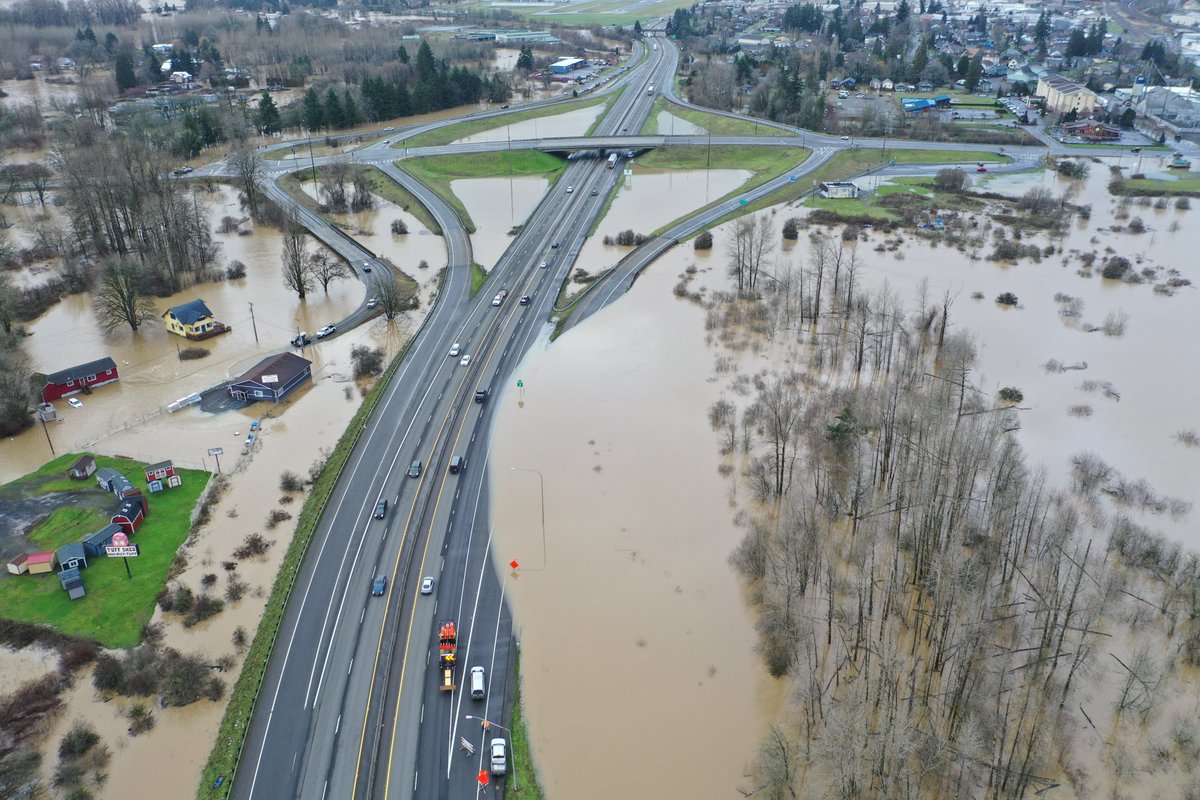 wsdot_southwest's tweet photo. Wondering why we closed I-5 yesterday? Here's an aerial view of I-5 at exit 77 near Chehalis. During these types of weather events, water levels can rise quickly: for the safety of the traveling public, we fully closed the freeway. #SafetyFirst #wawx https://t.co/Y7eNAhYJH1