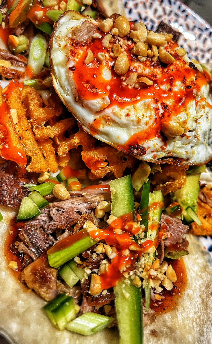 AngusandOink's tweet photo. DUCK nβ WAFFLE when collisions happen in the kitchen βοΈ crispy duck with basket fries. Sririacha, peanuts, A&O Korean seasoning in the yolk!!! Baby Pangang booting the flavour mission π #crispyduck #waffles #dirtywaffles #fries #duckandwaffle #babypangang #angusandoink https://t.co/K8oRyoLGvA