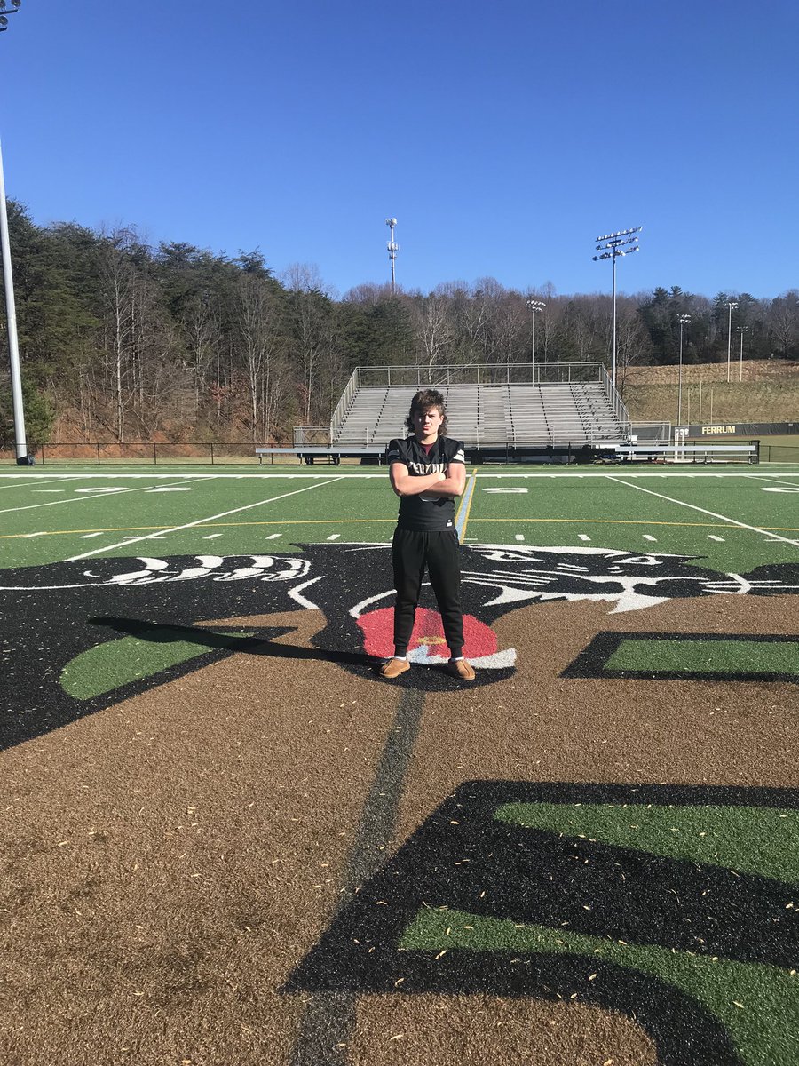 langley_dawson's tweet photo. Blessed to receive my 3rd offer!!@_CoachEllis @FerrumFootball #AGTG https://t.co/VZDSoBeQGV