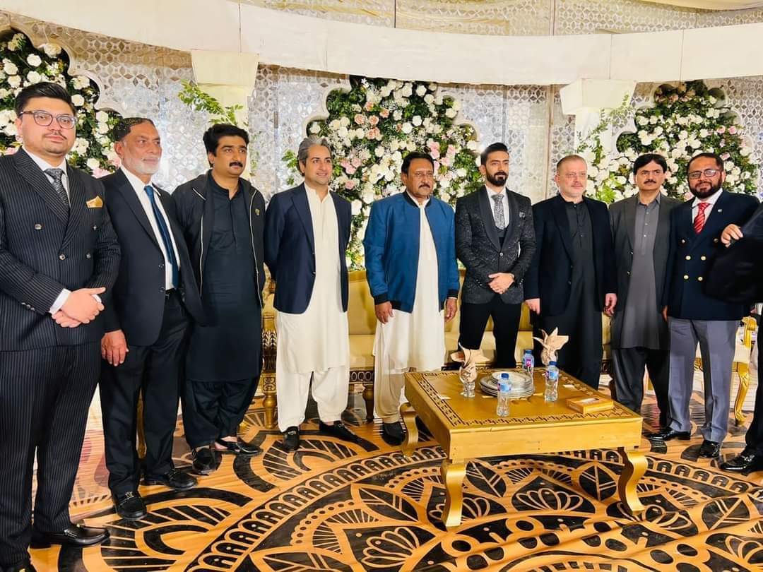 KaleriKamran114's tweet photo. Beloved MPA PS63 @sharjeelinam attended wedding ceremony of Memons family, on this moment MPA @SyZulfiqarShah &amp; @qnqamar were also present there https://t.co/ydGDsY5hFE