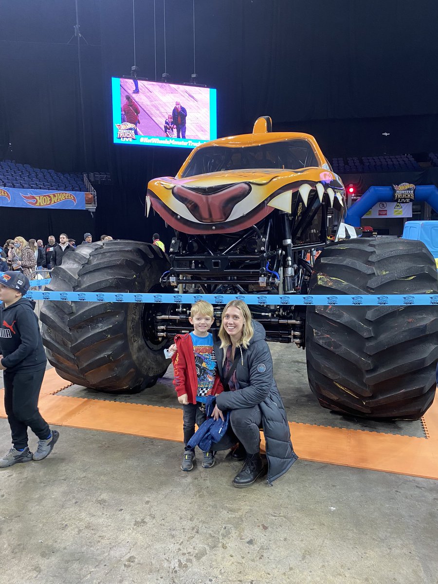 pearsonjemma4's tweet photo. Tiger shark #hotwheelsmonstertruckslive https://t.co/X89Fc69d0w