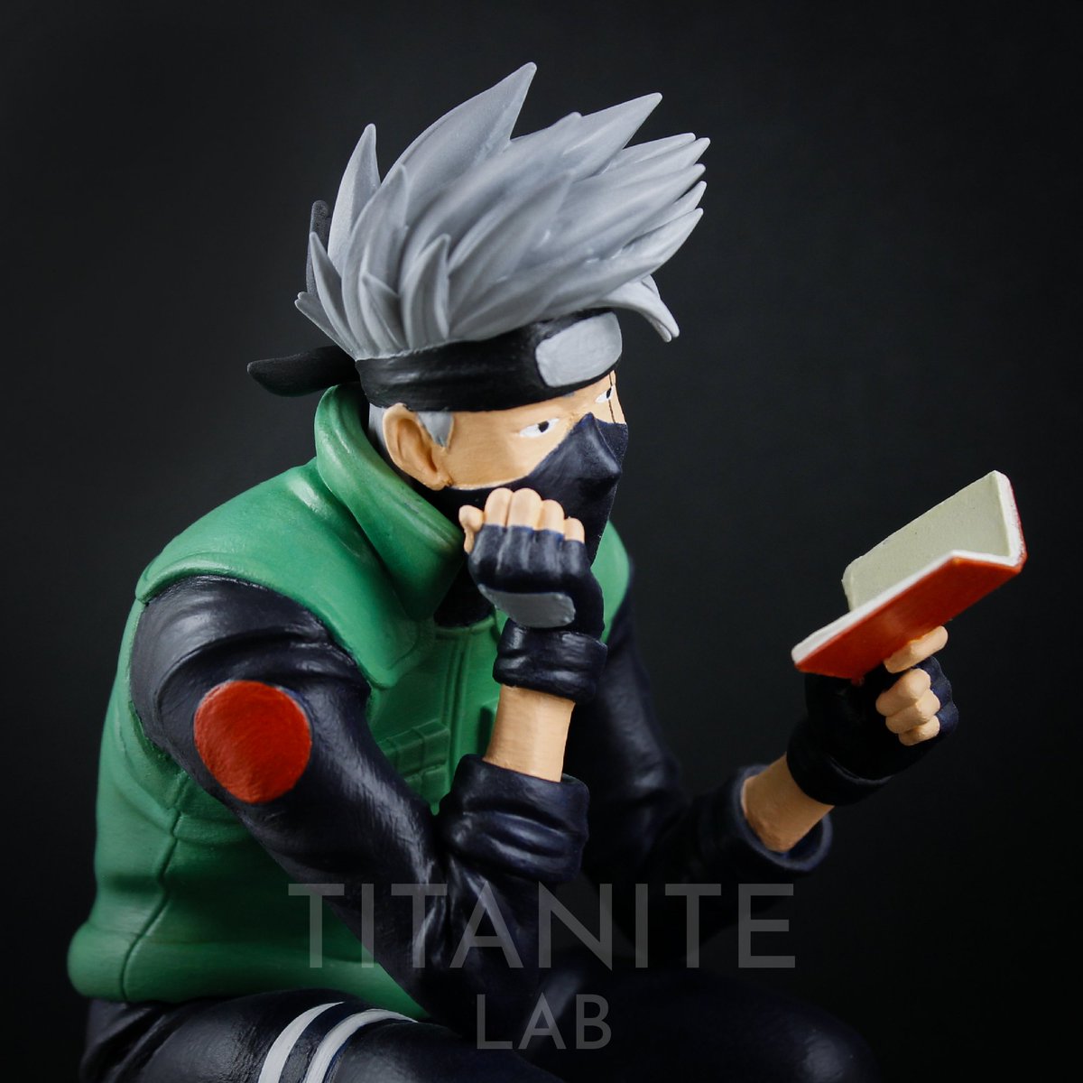 TitaniteLab's tweet photo. Credits:
Kakashi Hatake from Naruto
Digital Sculptor: @RafaelJMachado1
Web site: @CG_Trader
Printer: @Elegoo_Official Saturn
Printed and colored: @TitaniteLab 
.
.
.
#kakashihatake #naruto #manga #anime #ninja #fanart #miniature #sculpture #resinprinting #titanitelab https://t.co/Fa3yujcYtt