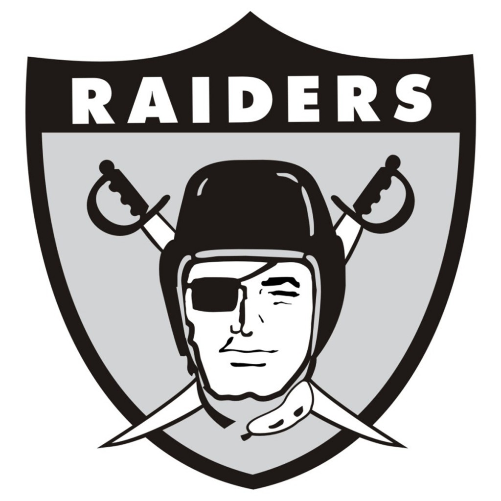 Chieftainboss's tweet photo. #SuperbowlXXXVI was 2003. In 2016 @Raiders looked capable of a playoff run, Carr got blown up XmasEve. #ConnorCook was the QB following week in a wildcard L vs @HoustonTexans.  That's 1 playoff game since the SB in '03. Tomorrow vs @Chargers couldn't be bigger. #JustWinBaby https://t.co/bsJ9UY6CAV
